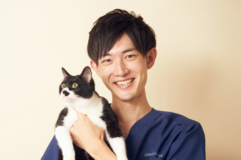 獣医師　草刈雄登